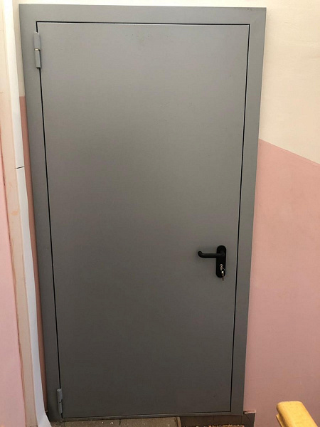 Противопожарная дверь с порошковым напылением 880x2050 Противопожарная дверь с порошковым напылением 880x2050